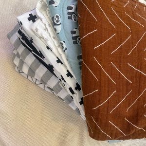 Pack of swaddles Burt’s & bees, Mebie baby 8 pack